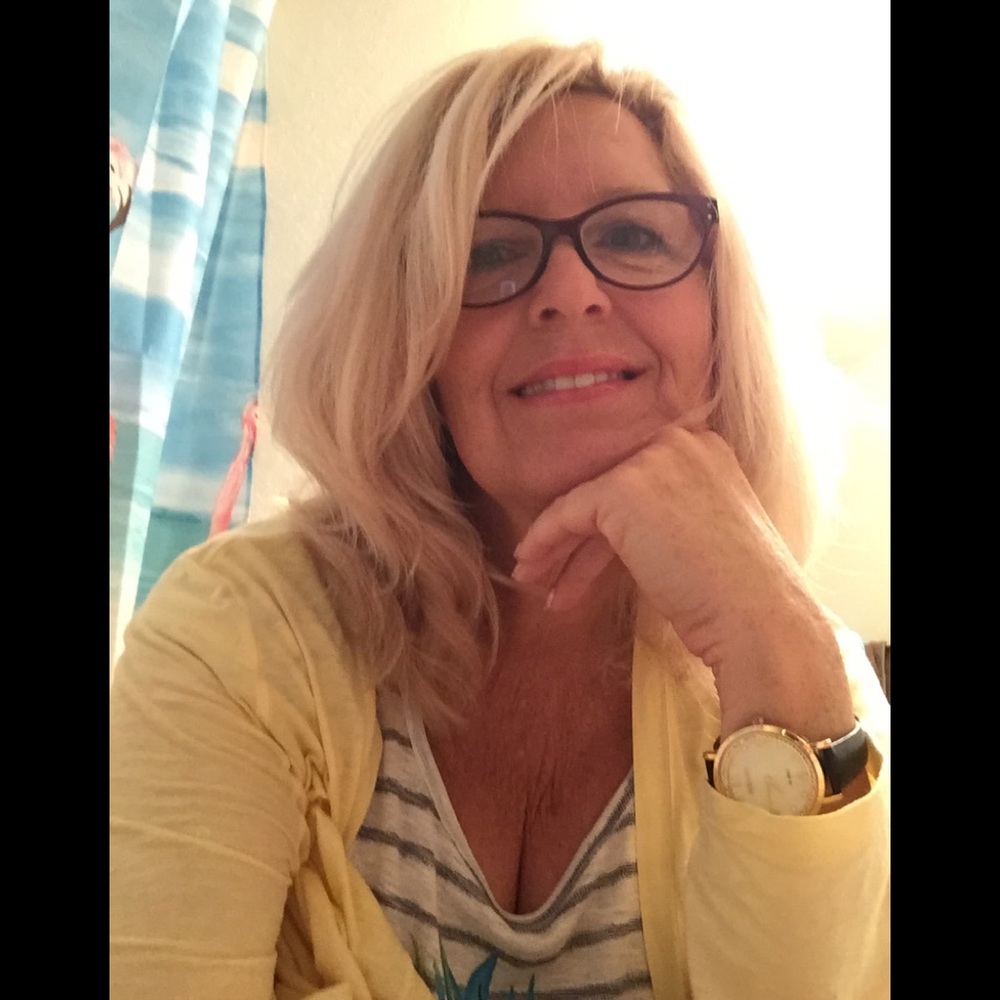 Meet your Posher, Leah